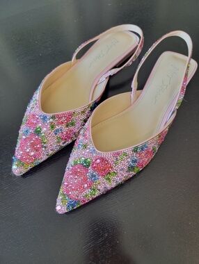 NIB Betsey Johnson Vance Floral Multi Pink Pointed-Toe Slingback Flats Sz 8